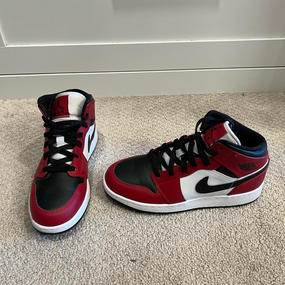 air jordan 1 | mid chicago